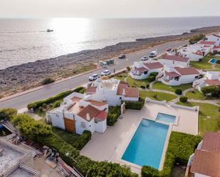 Vista exterior de Casa o xalet de lloguer en Ciutadella de Menorca amb Aire condicionat, Calefacció i Jardí privat