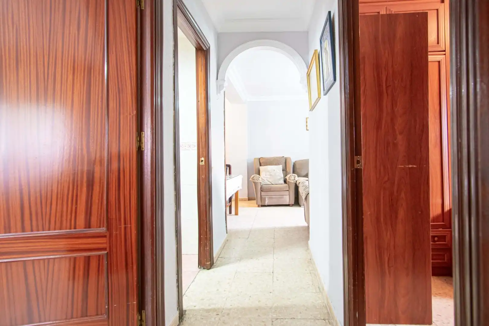 Ground floor for sale in Sevilla  with Air Conditioner and Heating