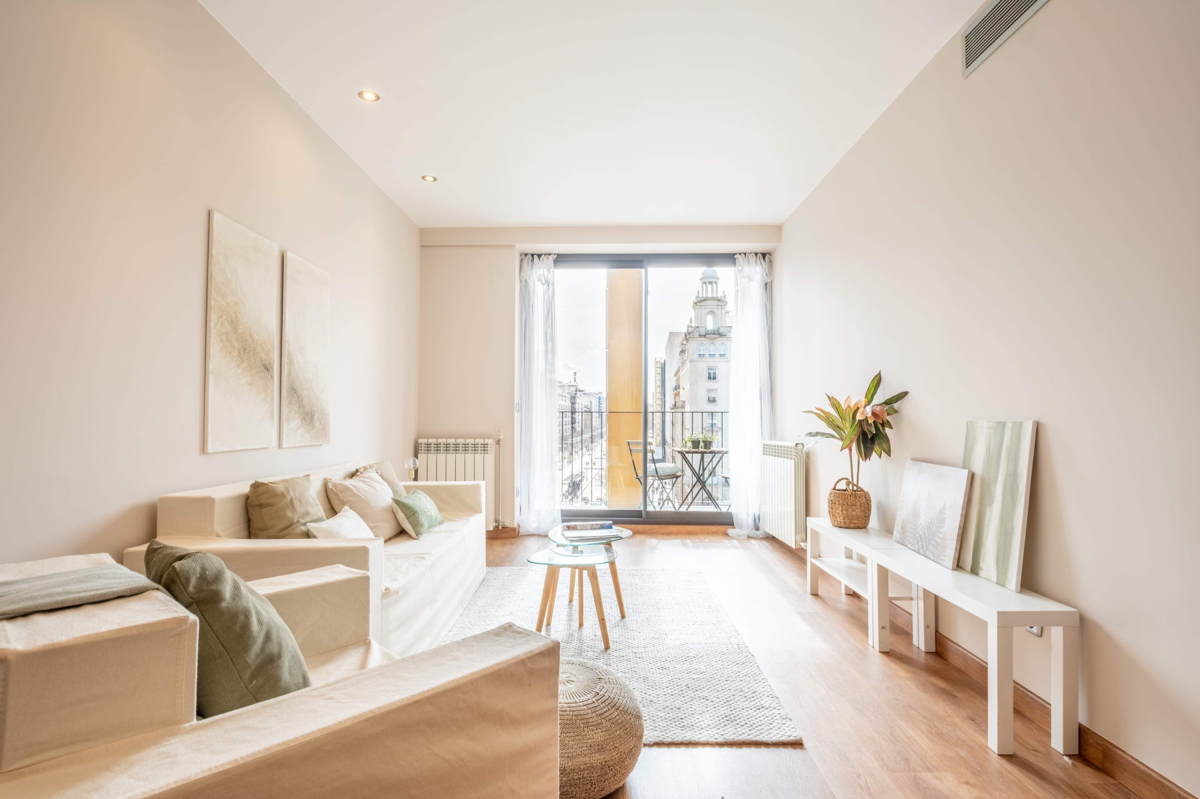 Sala de estar de Piso en venta en  Zaragoza Capital con Aire acondicionado, Calefacción y Parquet