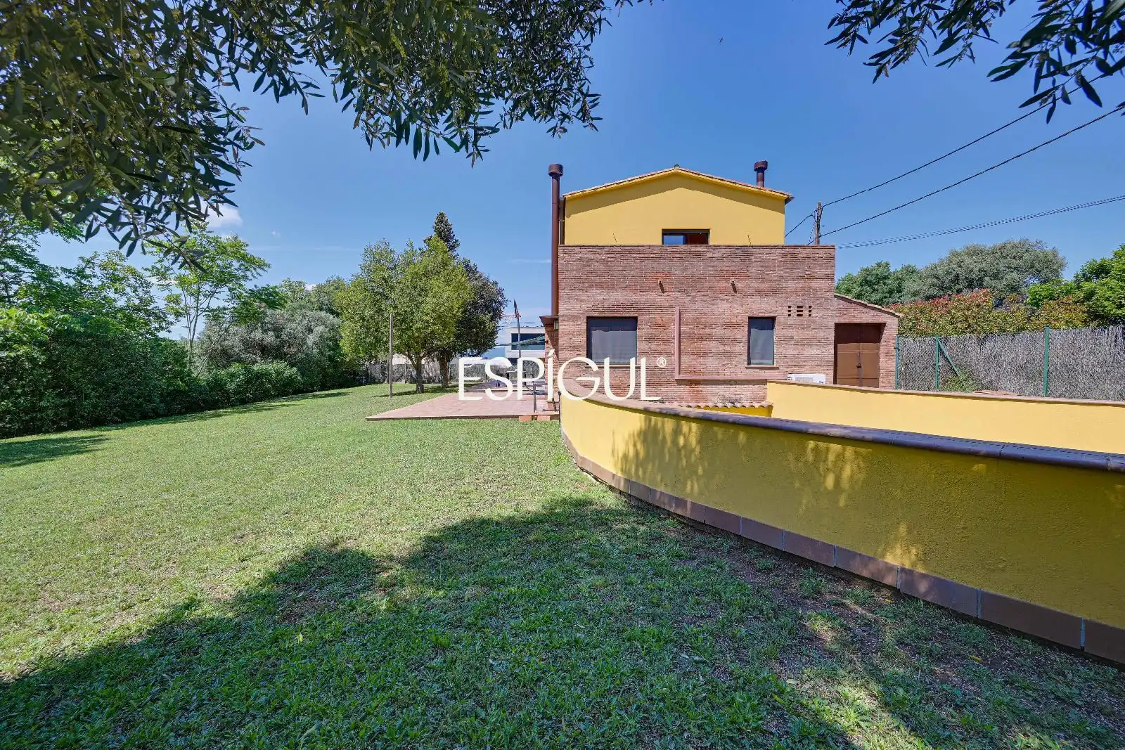 Jardín de Casa o chalet en venta en Girona con Aire acondicionado, Calefacción y Amueblado