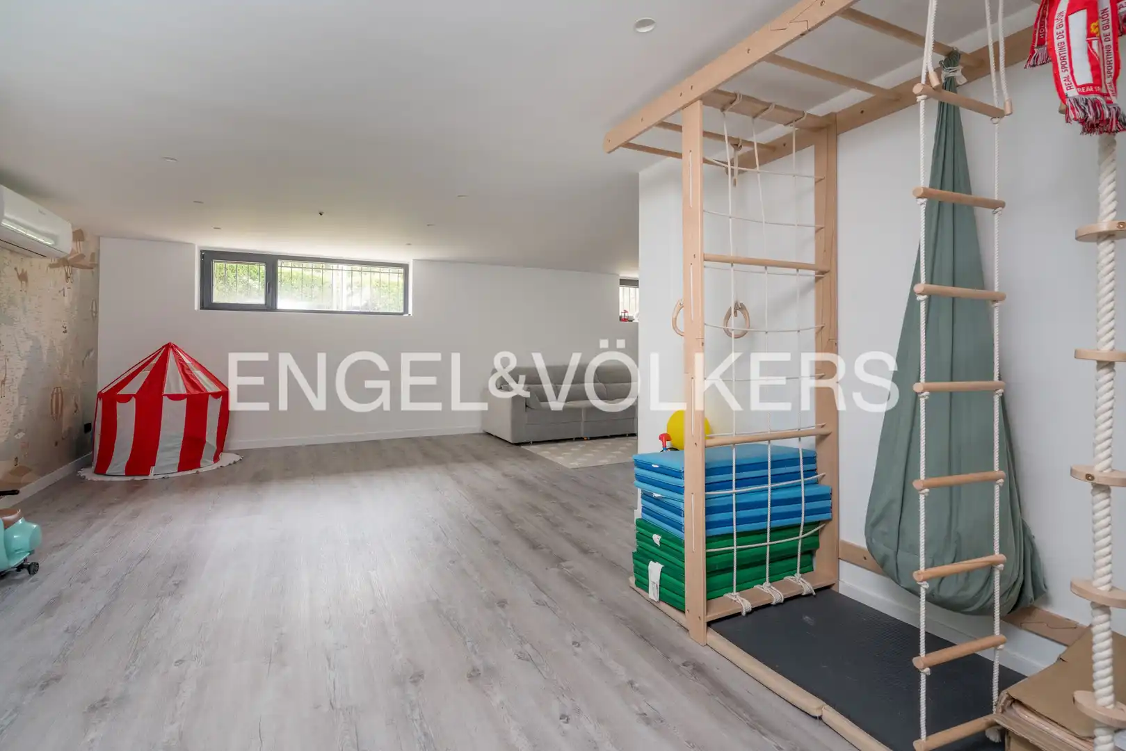 Casa o chalet en venta en Gijón  con Calefacción, Jardín privado y Terraza
