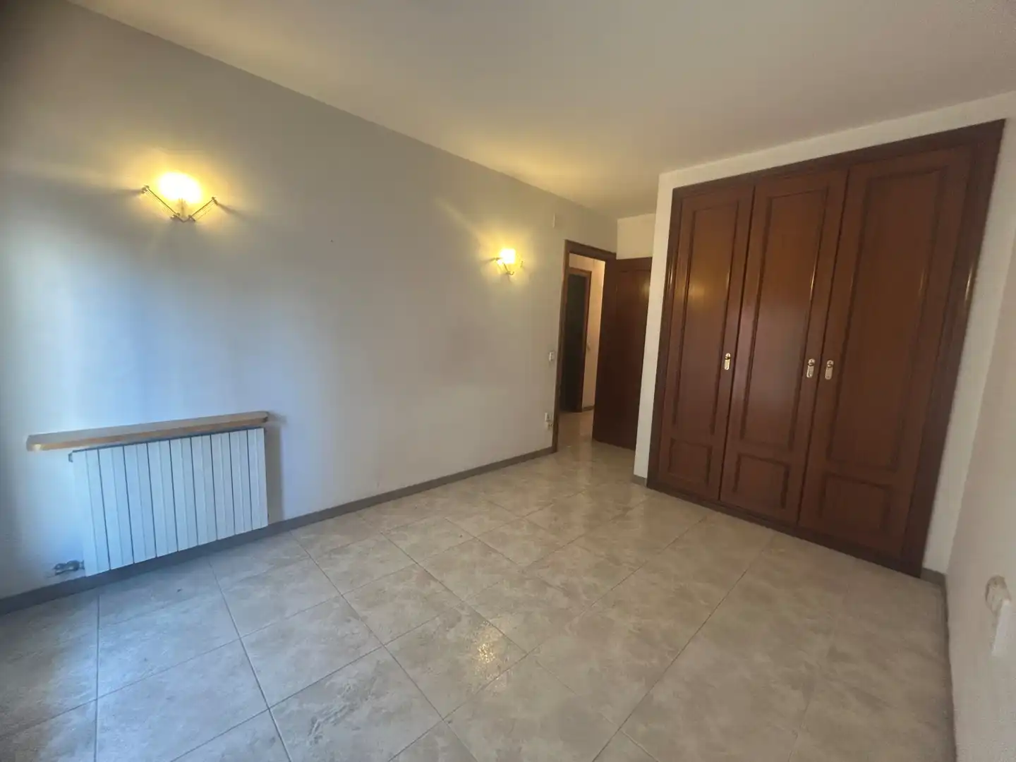 Schlafzimmer von Wohnung zum Verkauf in Manresa mit Klimaanlage, Heizung und Abstellraum