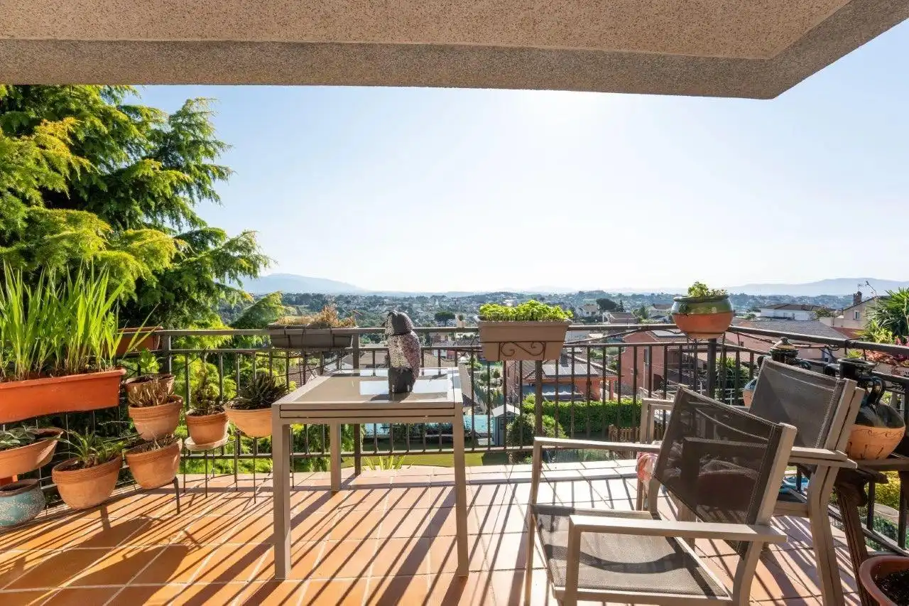 Terrassa de Casa o xalet en venda en Lliçà d'Amunt amb Jardí privat i Piscina comunitària