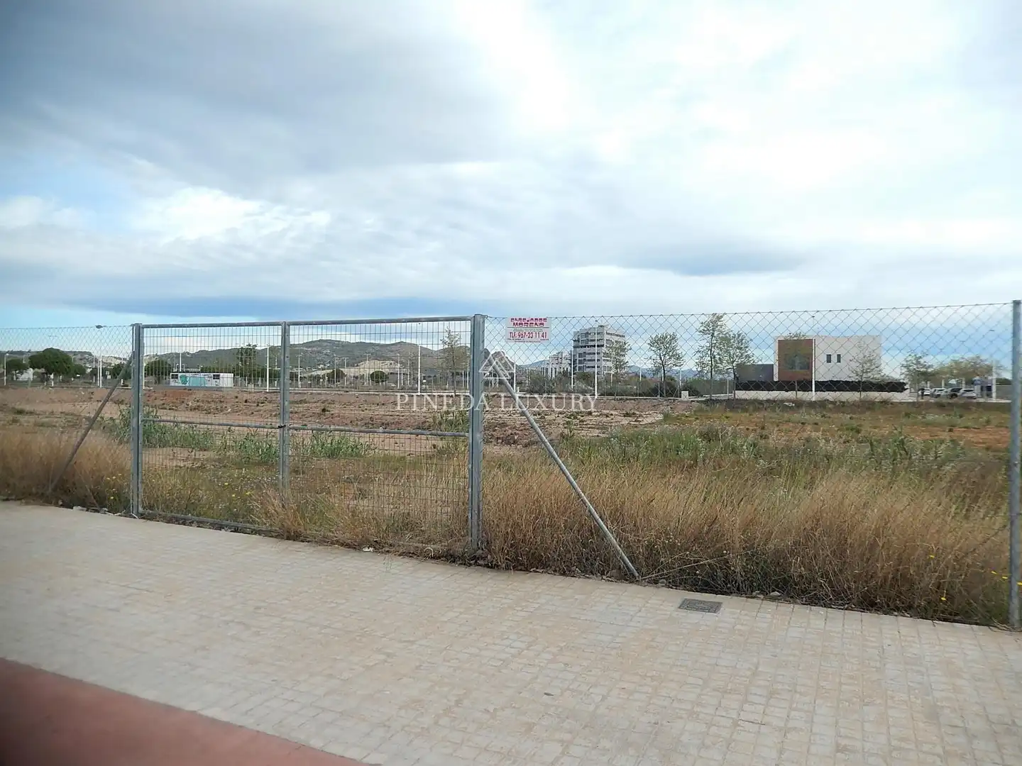 Industrial land for sale in Avenida fausto caruana, El Baladre