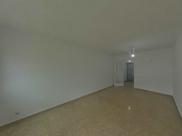 Piso con ascensor en venta en C/ Rafael Casanova