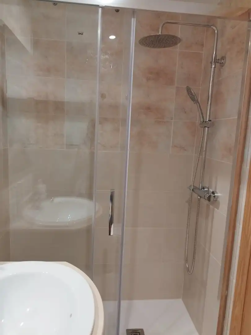 Badezimmer von Wohnungen zur Miete in Oropesa del Mar / Orpesa mit Klimaanlage, Heizung und Terrasse