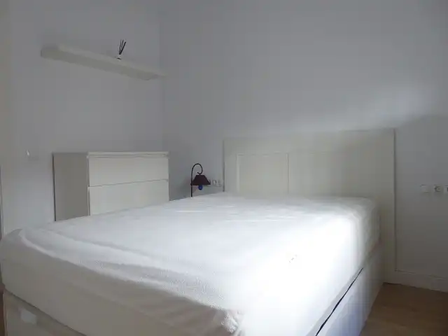 Schlafzimmer von Wohnung zur Miete in Málaga mit Klimaanlage, Abstellraum und Möbliert