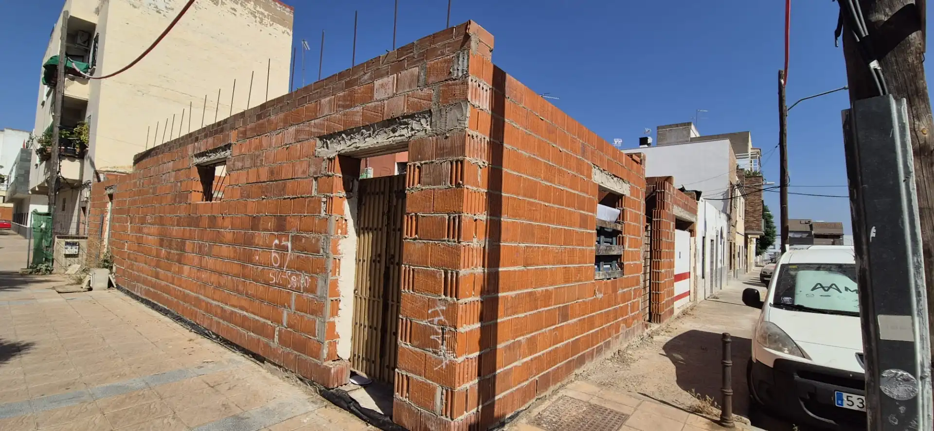 Terraced house with pool for sale in Calle Porvenir