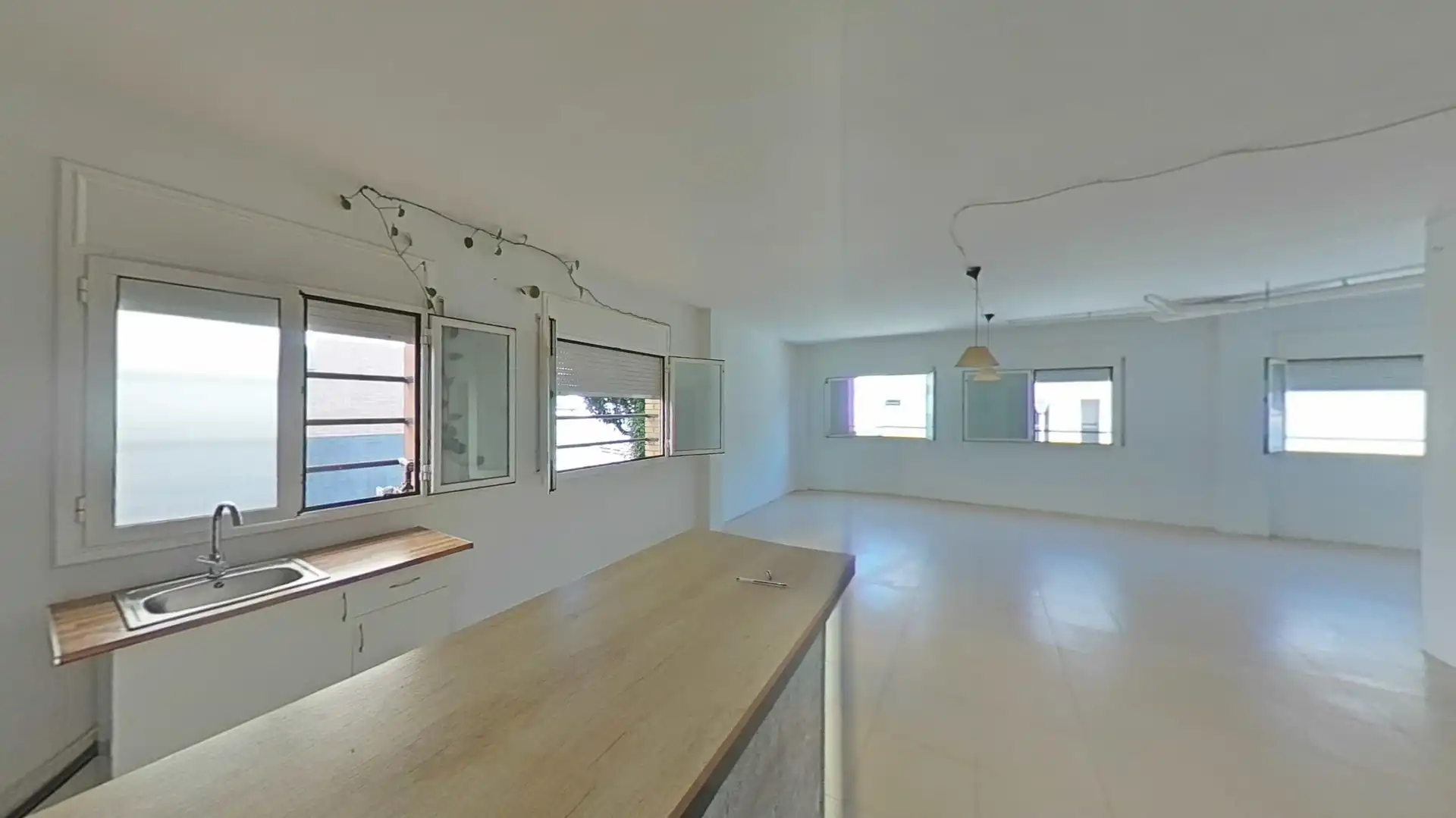 Cocina de Oficina en venta en Castellbisbal