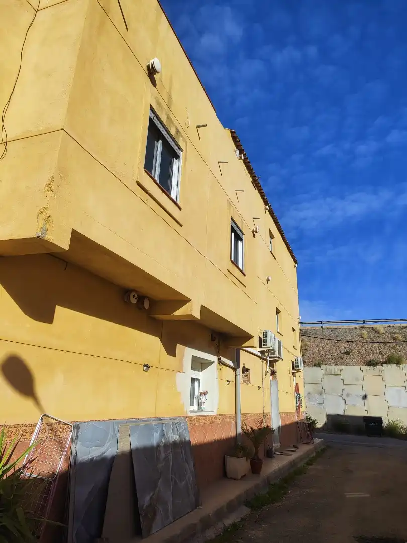 Außenansicht von Gebäude zum Verkauf in Sagunto / Sagunt
