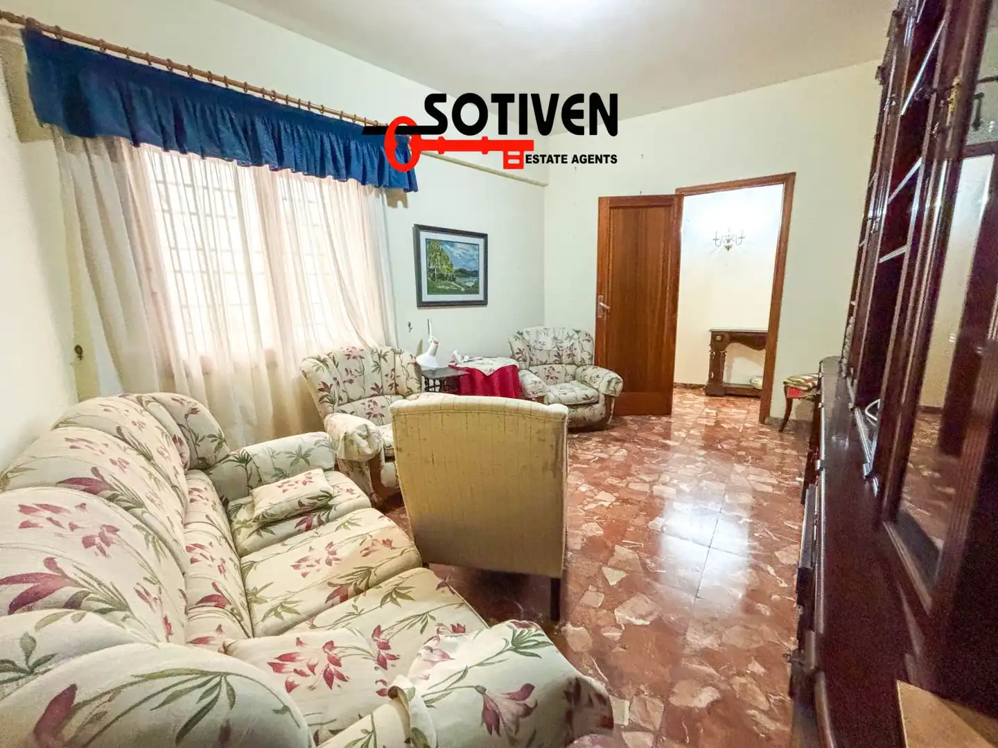 Sala d'estar de Casa o xalet en venda en Guía de Isora amb Balcó