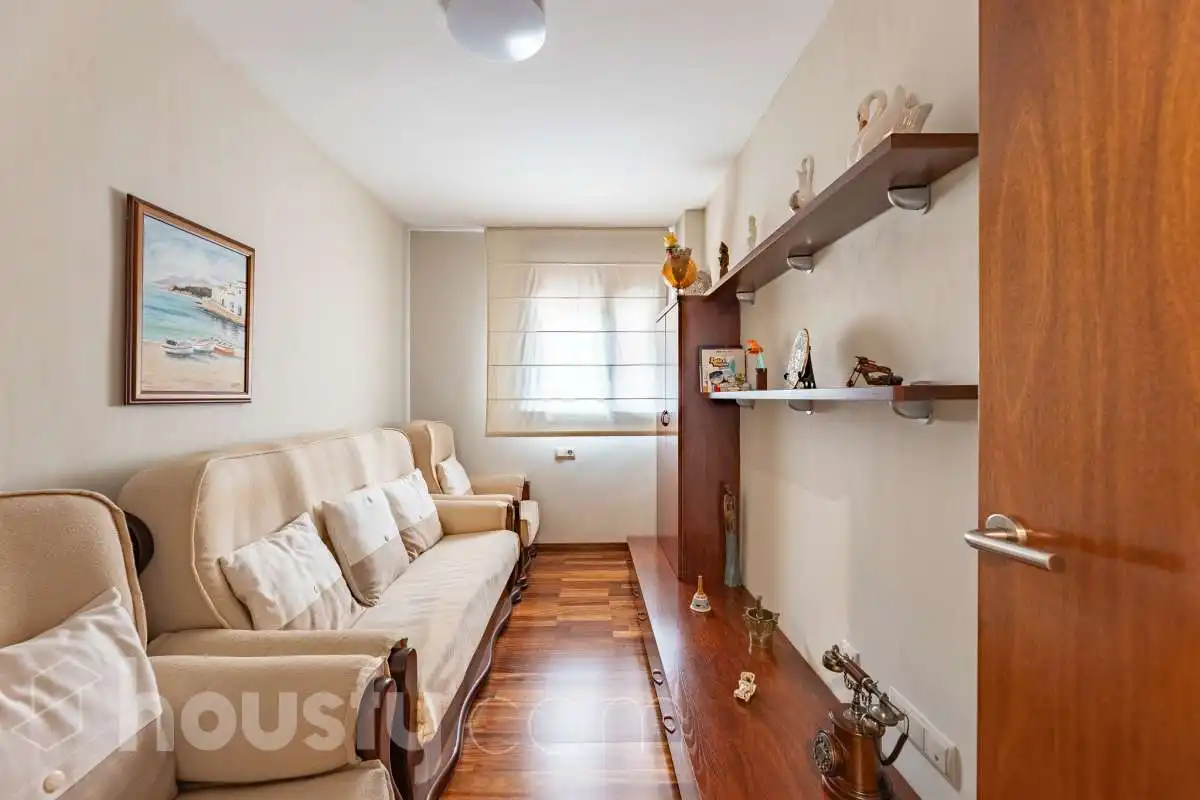 Habitación de Piso en venta en Esplugues de Llobregat con Aire acondicionado, Calefacción y Parquet