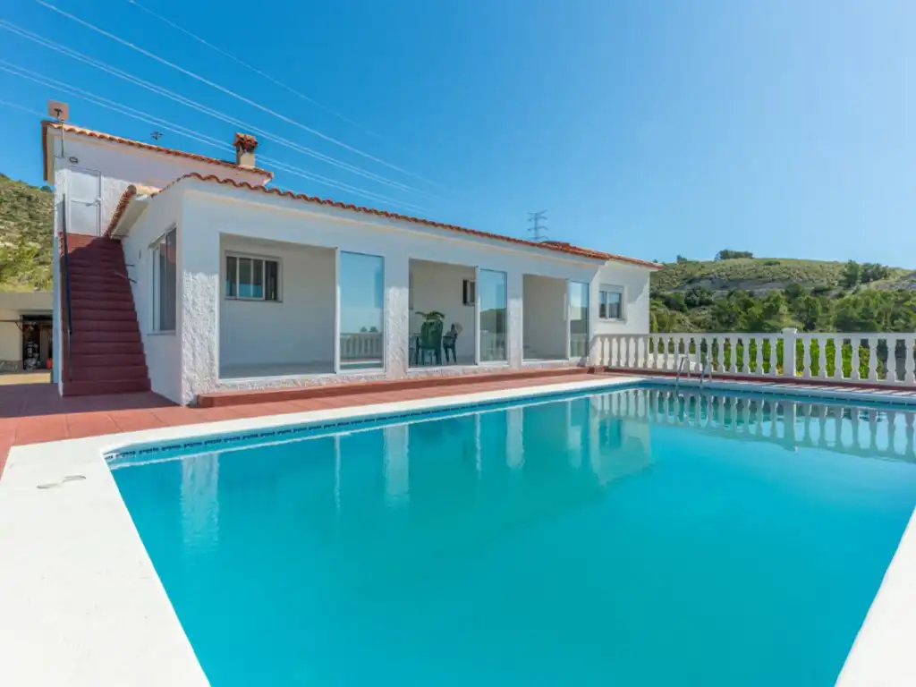 Piscina de Casa o xalet en venda en Aigües amb Terrassa, Piscina i Forn