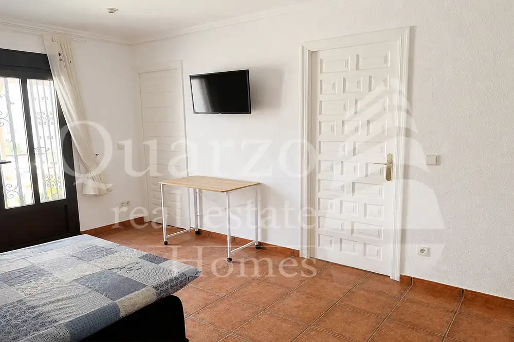 Habitación de Apartamento en venta en Dénia con Calefacción, Jardín privado y Amueblado