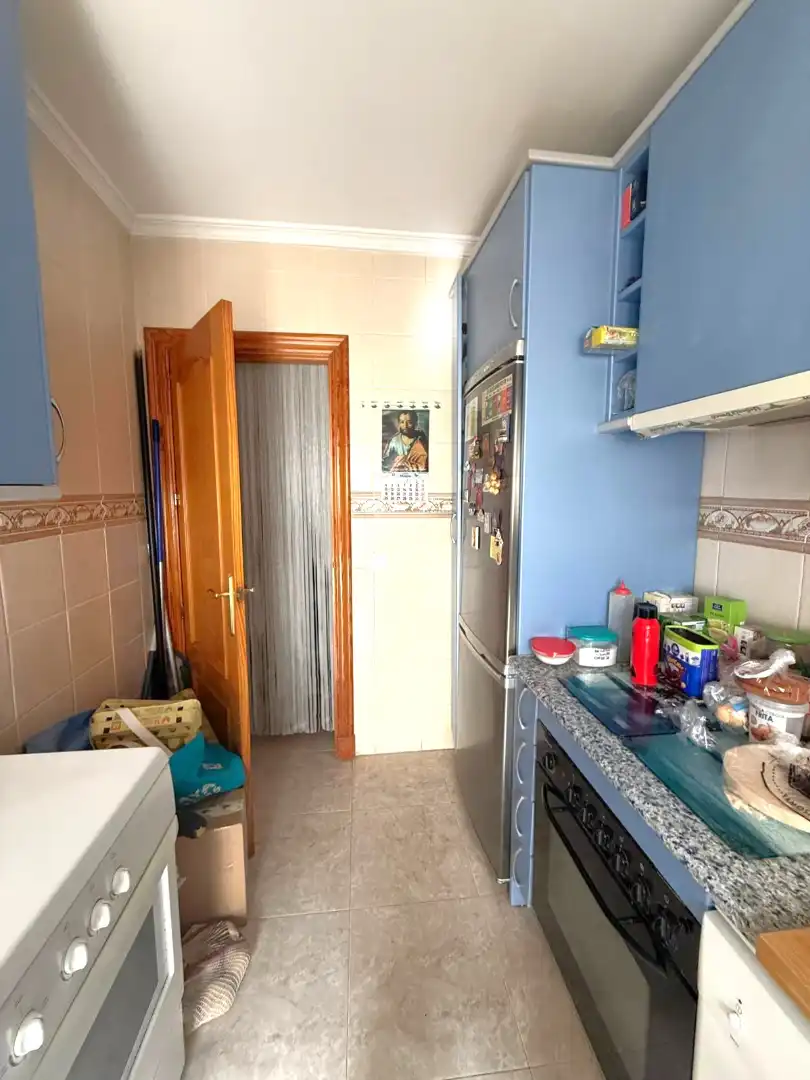 Küche von Wohnung zum Verkauf in Coín mit Klimaanlage, Terrasse und Möbliert