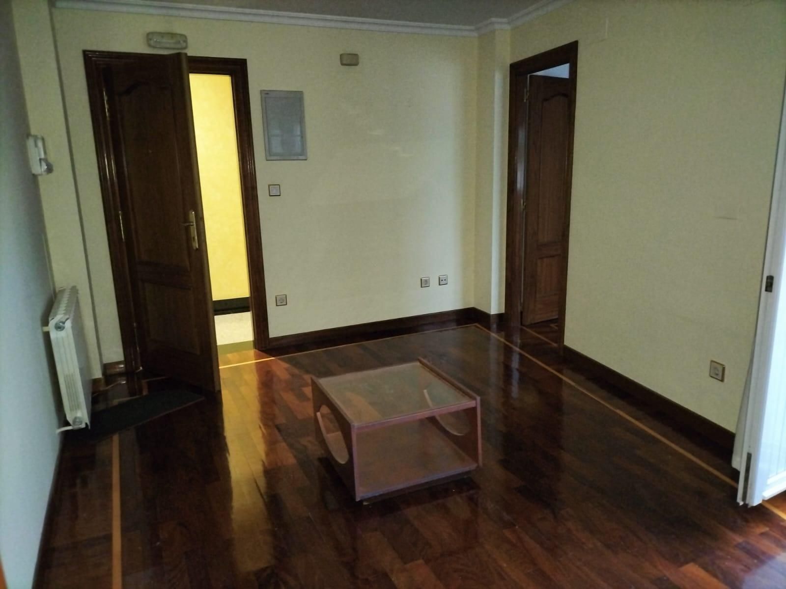 Oficina en venda en Palencia Capital amb Calefacció