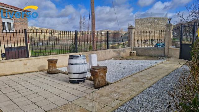 Casa-chalet en Venta en Milagros