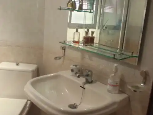 Baño de Piso en venta en  Madrid Capital