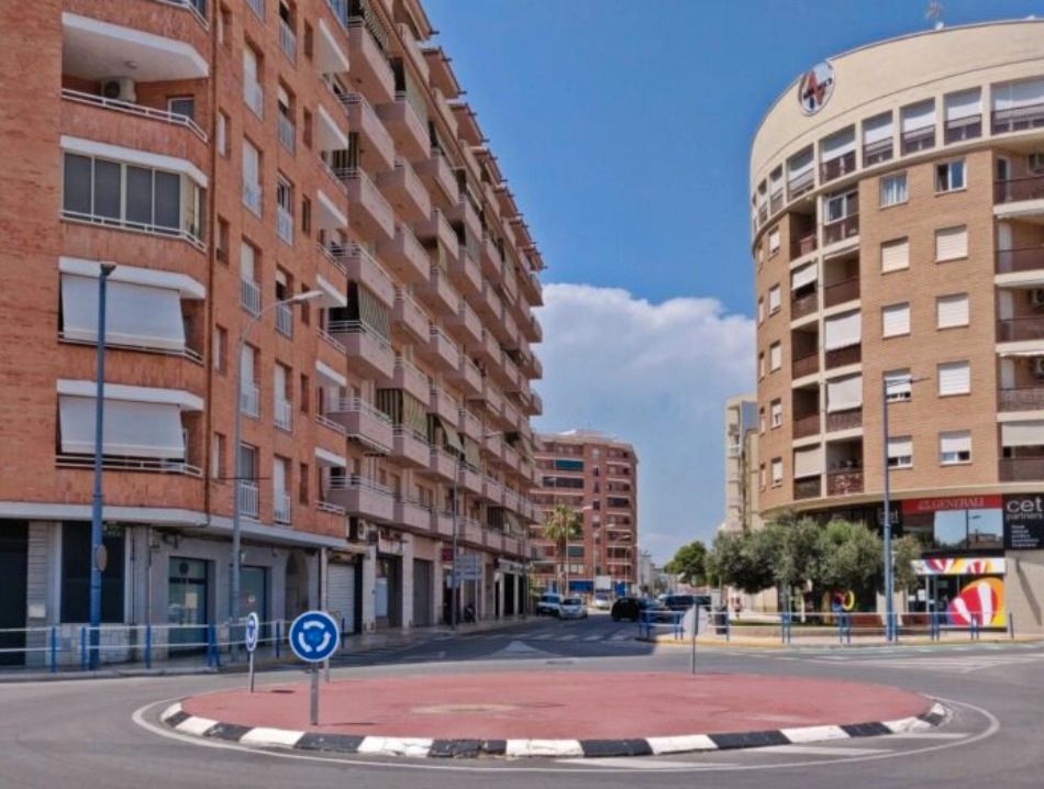 Vista exterior de Pis de lloguer en Vinaròs amb Terrassa, Moblat i Forn