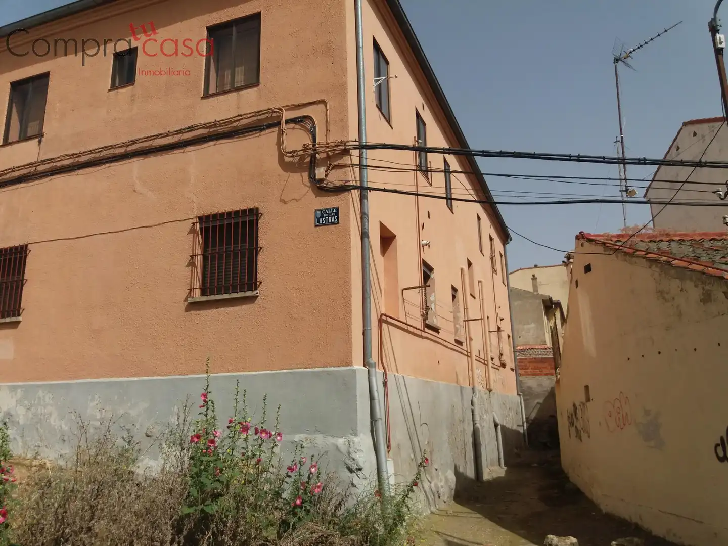 Exterior view of Buildings for sale in Segovia
