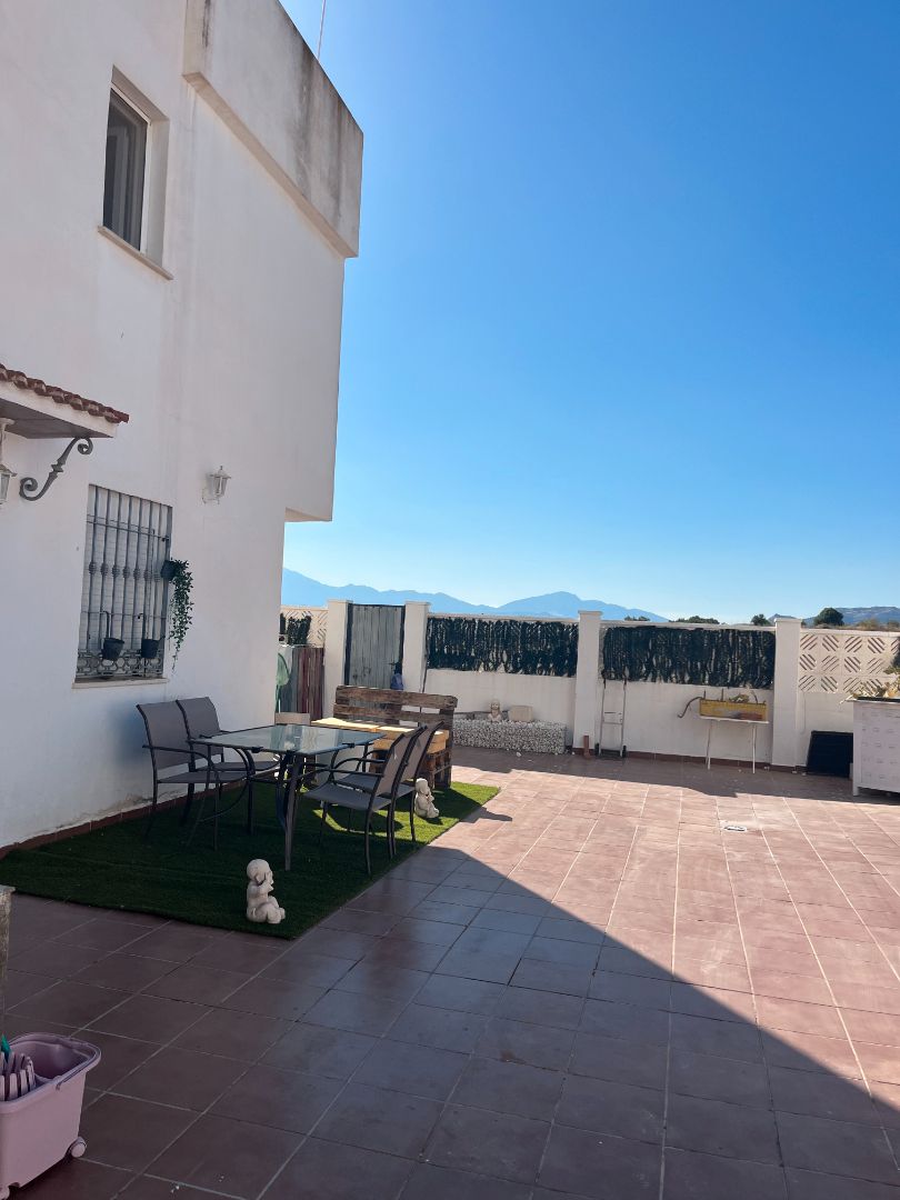 Terrassa de Dúplex en venda en Cártama amb Aire condicionat, Terrassa i Moblat