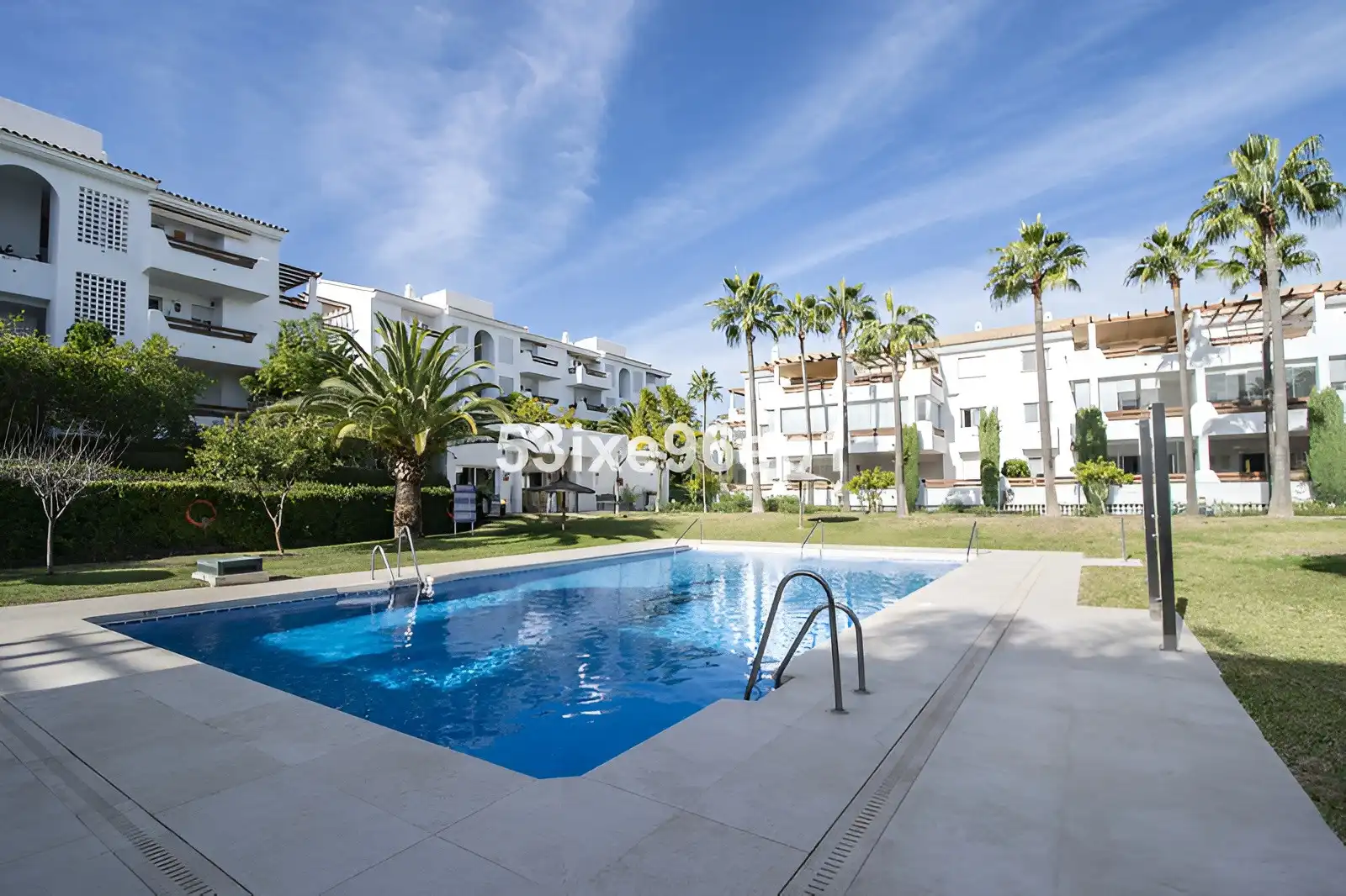 Apartament amb piscina en venda a Selwo, imagen 37