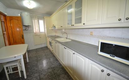 Kitchen of House or chalet for sale in Malpartida de Plasencia  with Heating and Furnished