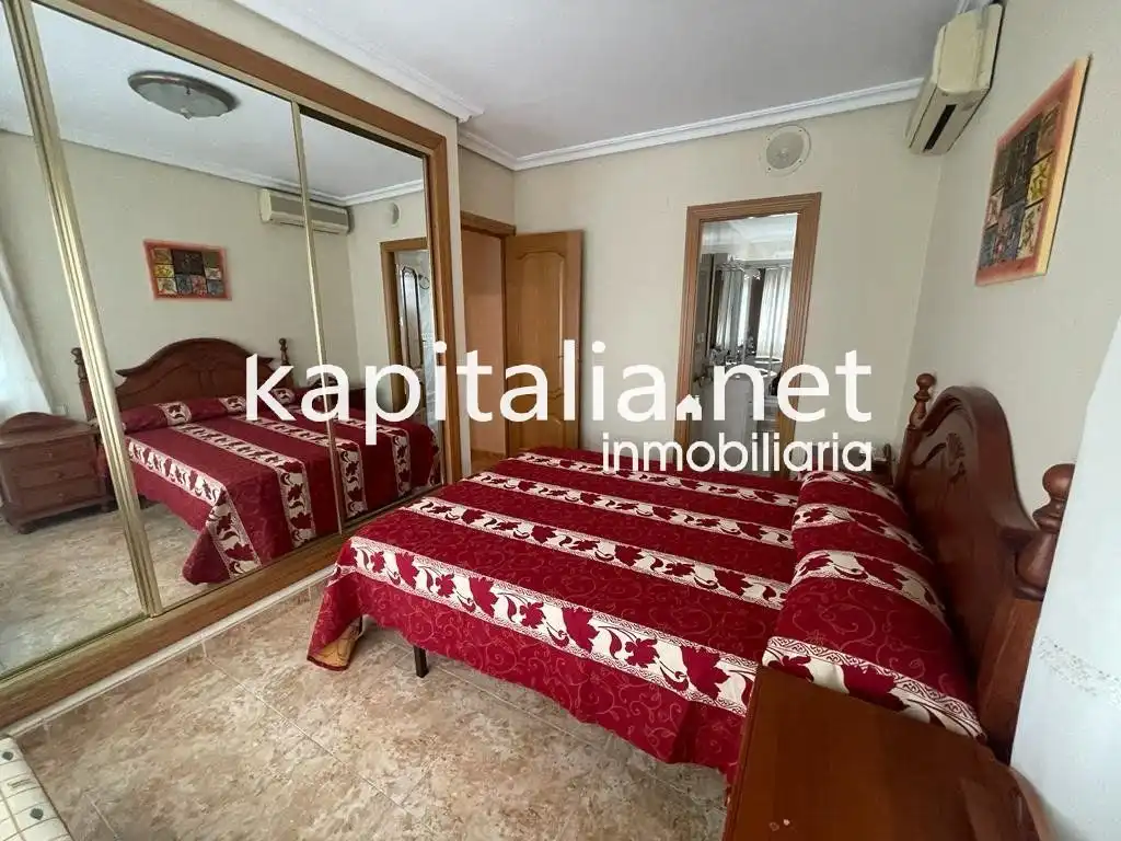 Habitación de Casa o chalet en venta en Alzira con Aire acondicionado, Jardín privado y Terraza