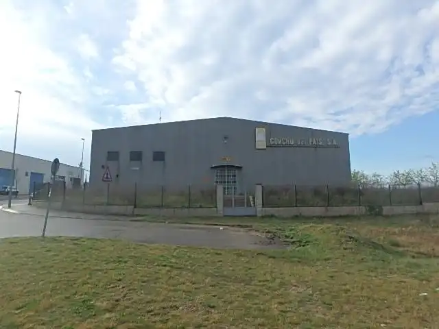 Vista exterior de Nave industrial en venta en Cassà de la Selva