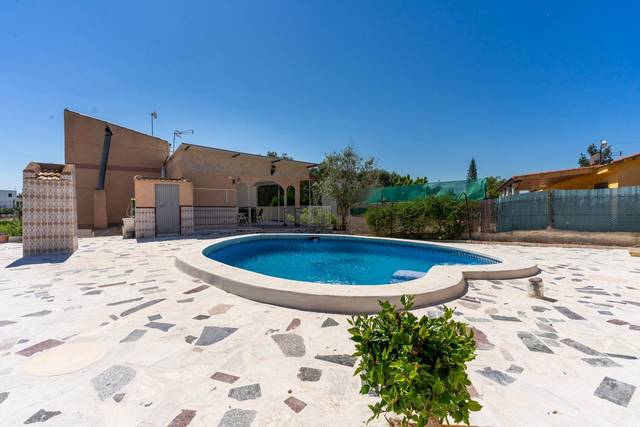 Casa-chalet en Venta en El Pino