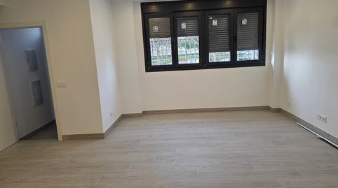 Foto 3 de Piso en venta en Calle del Rio, Fresnos I y II, Torrejón de Ardoz