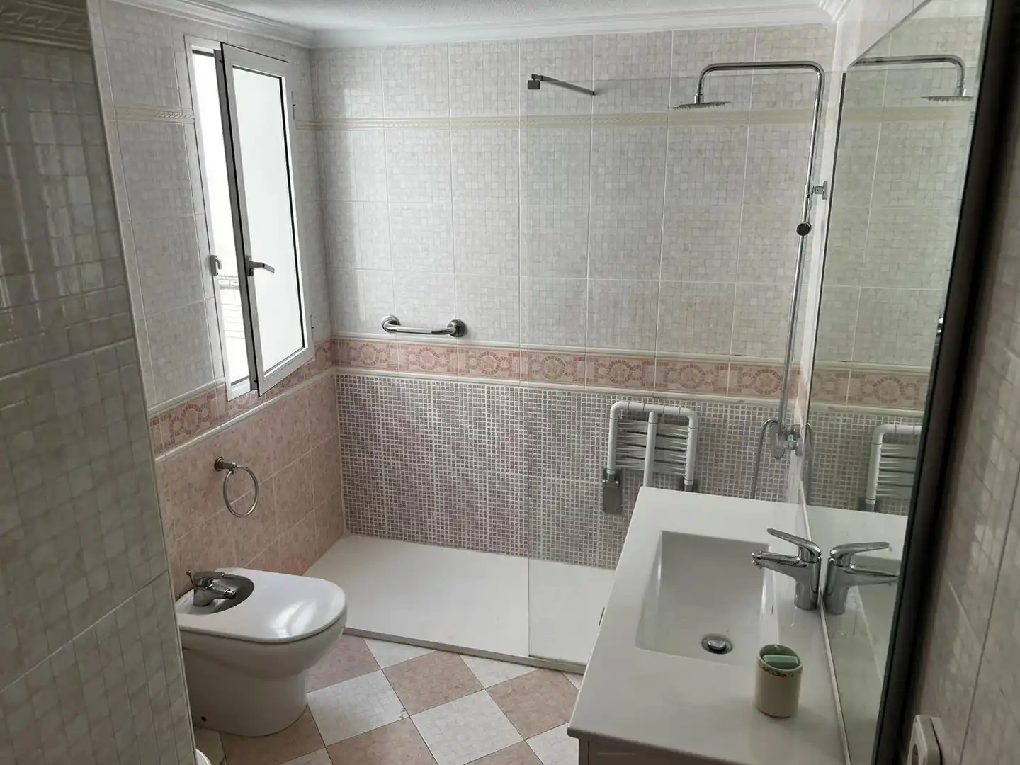 Wohnung zum Verkauf in Ensanche - Diputación