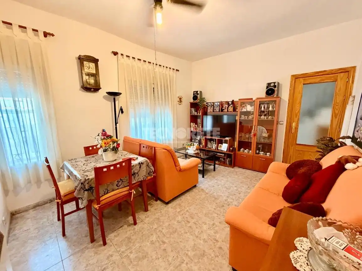 Sala de estar de Casa o chalet en venta en Añover de Tajo con Aire acondicionado y Amueblado