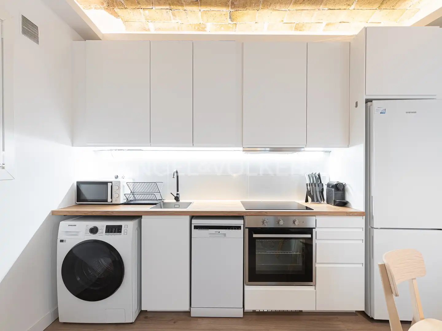Kitchen of Flat for rent in Barcelona  with Air Conditioner, Heating and Furnished