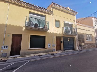 Exterior view of Single-family semi-detached for sale in L'Escala  with Air Conditioner, Heating and Terrace