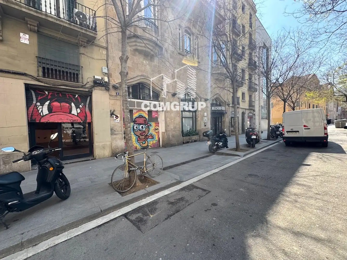 Vista exterior de Local de alquiler en Barcelona