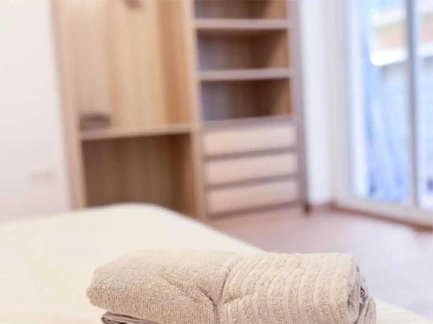 Schlafzimmer von Wohnung zur Miete in  Murcia Capital mit Klimaanlage und Balkon