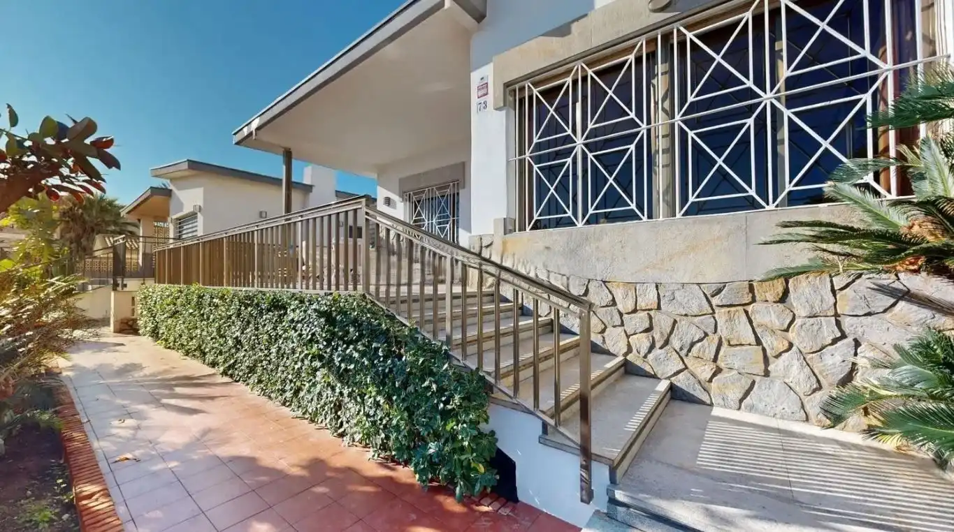 Haus oder Chalet zur Miete in Zona Playa del Cura