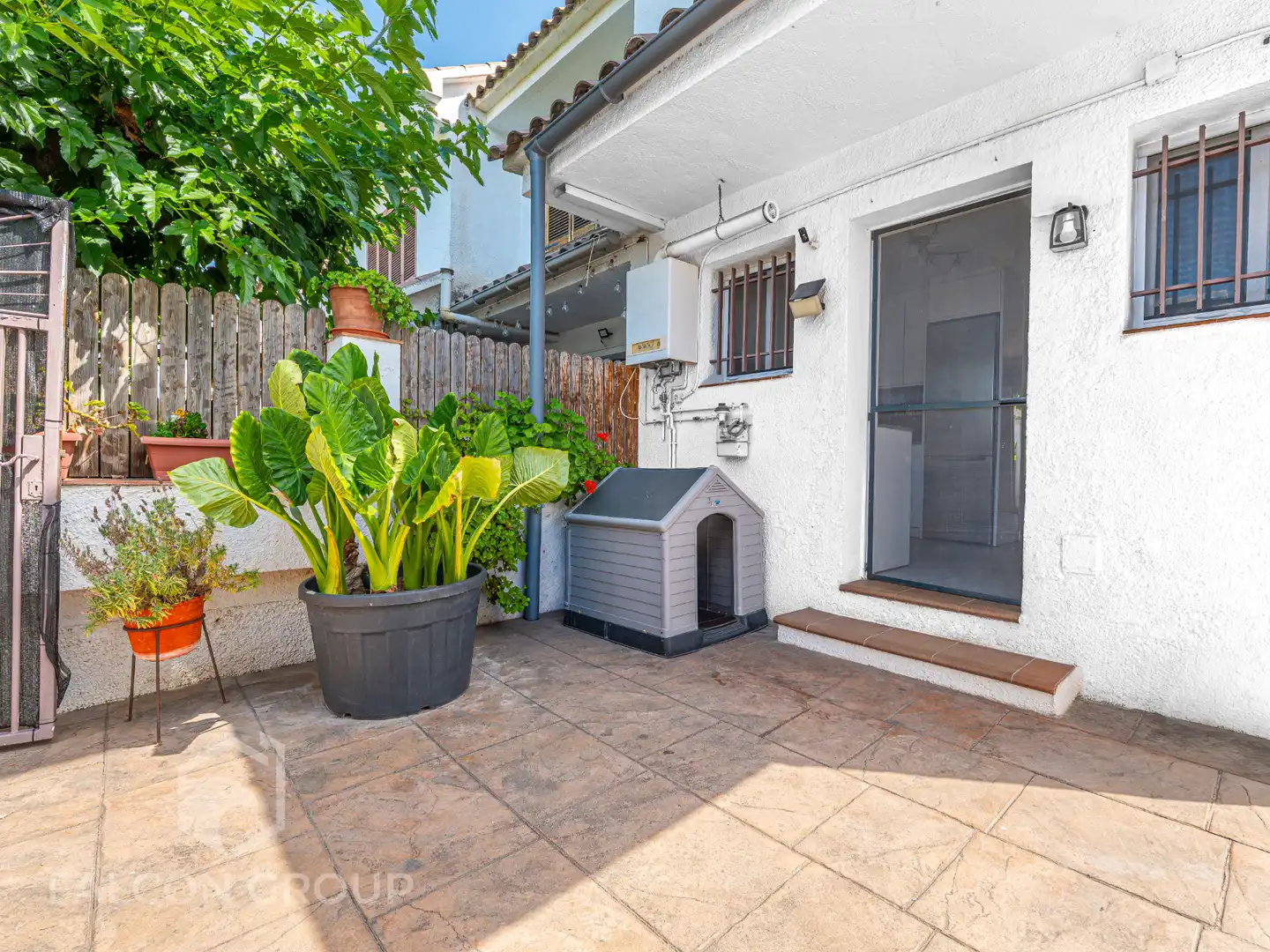 Exterior view of Houses for sale in El Vendrell  with Air Conditioner, Private garden and Terrace