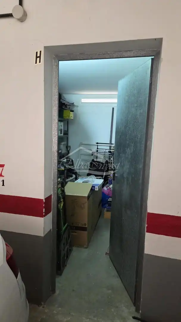 Garage for sale in Adeje