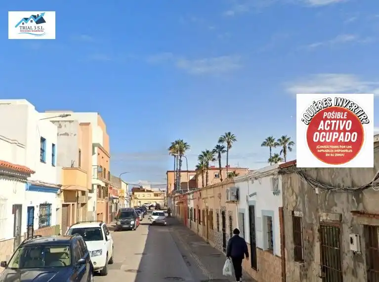 Casa en venda a Calle GIBRALTAR