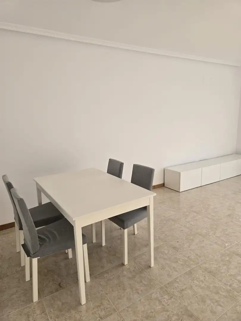 Flat with lift to rent in Oeste, imagen 7
