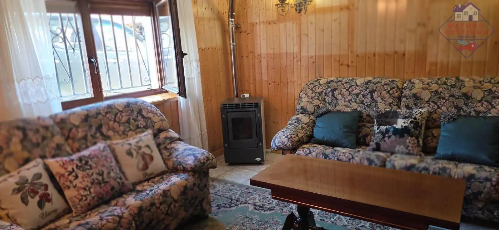 Sala de estar de Casa o chalet en venta en Cabuérniga con Balcón