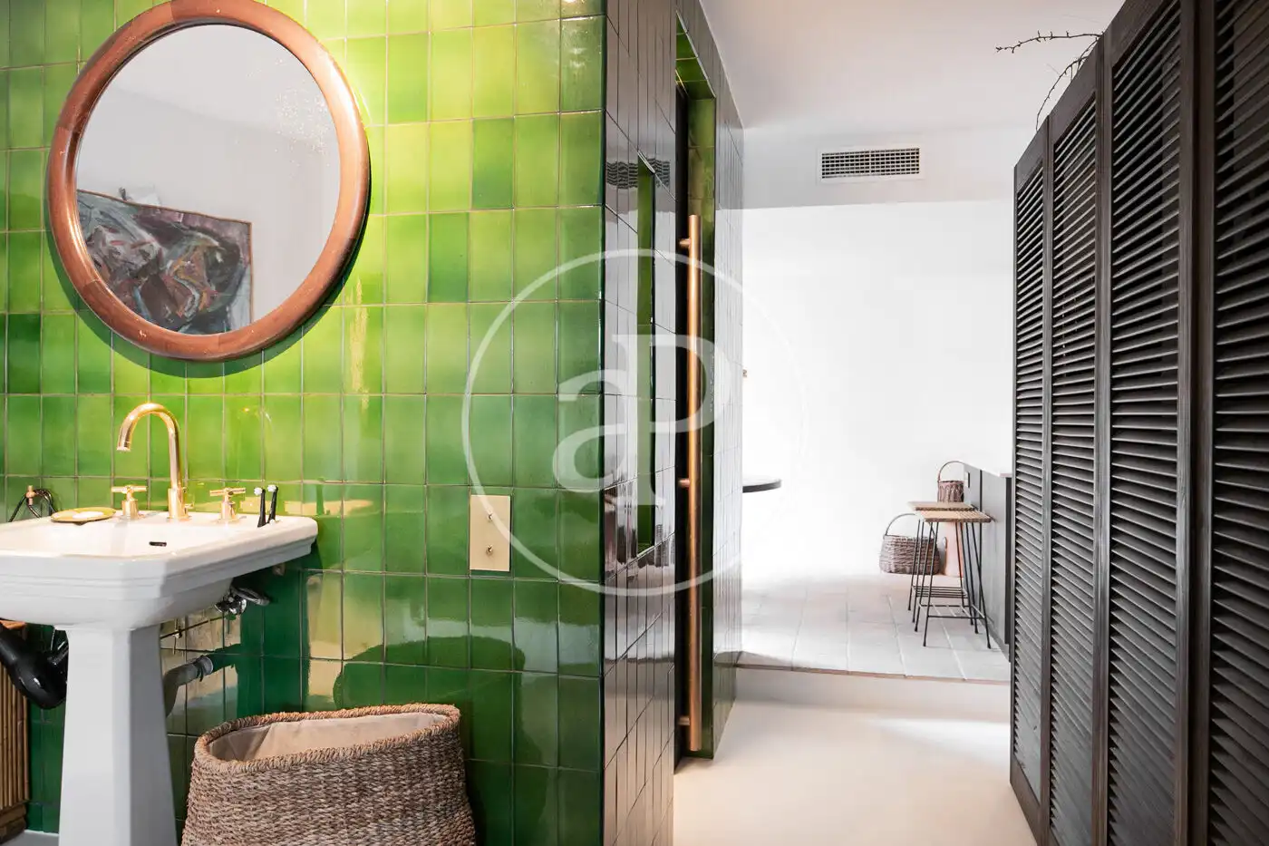 Baño de Piso en venta en Barcelona con Calefacción, Terraza y Amueblado