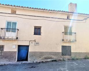 Vista exterior de Casa o xalet en venda en Villaseca de Henares amb Calefacció, Traster i Balcó