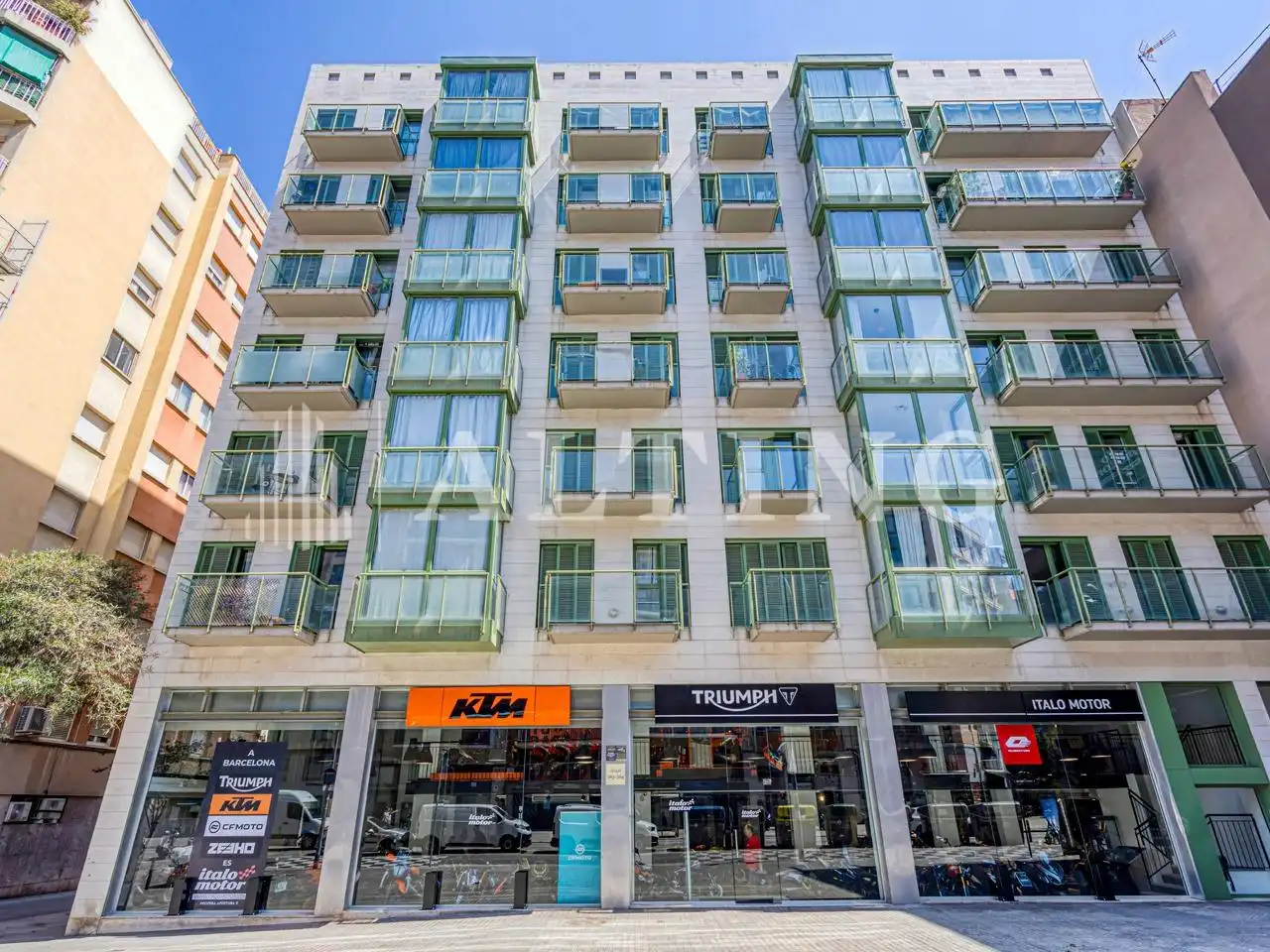 Vista exterior de Garaje de alquiler en Barcelona