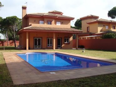 Xalet amb jardí en venda a Núcleo urbano