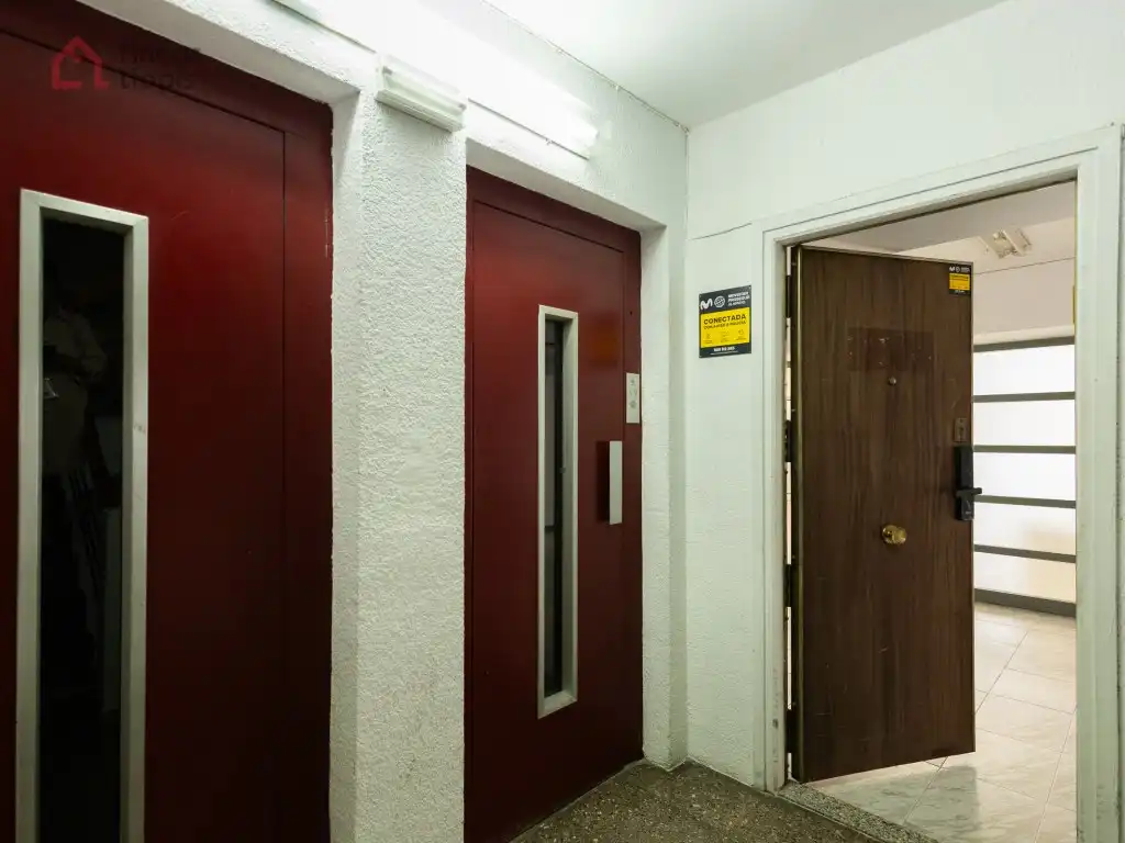 Business premises for sale in Calle Alts Forns 68, imagen 24