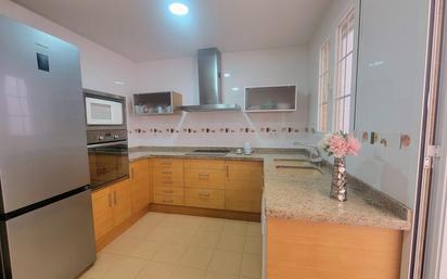 Kitchen of House or chalet for sale in Moncada  with Air Conditioner, Terrace and Balcony