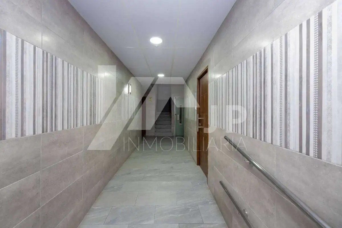Piso de alquiler en Granada con Aire acondicionado, Amueblado y Lavadora
